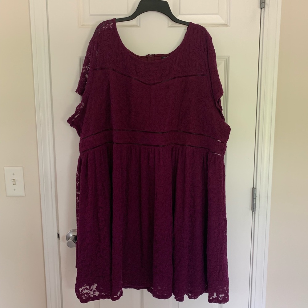 💜 Torrid Plum Lace Dress - Picture 3 of 7